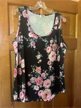 Floral Scoop Neck Tank Top - Black with Pink Roses